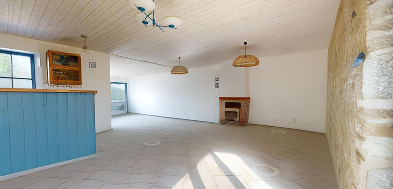 Maison - 200 m² - 9 pièces
