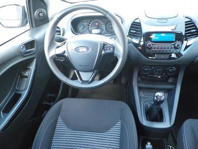 Ford ka + + 1.2 70 Bv5 Essential 5p +  s&amp;S