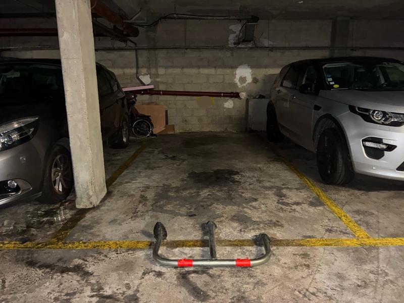 Parking / Garage - 14 m²