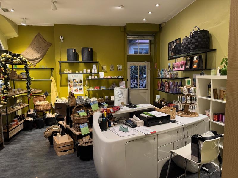 Fonds de commerce - Local commercial - 74 m²