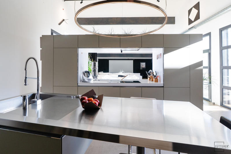 Maison contemporaine - 350 m² - 9 pièces