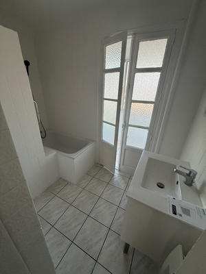 Appartement - 64 m² - 4 pièces