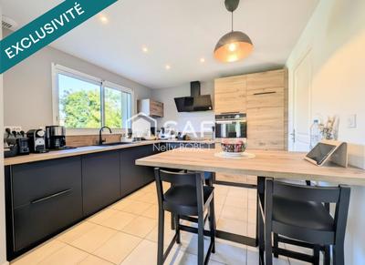 Maison - 139 m² - 6 pièces