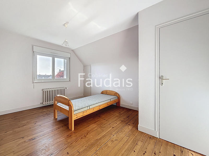 Maison - 99 m² - 4 pièces