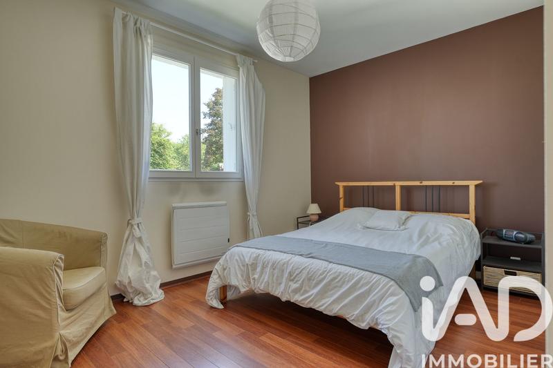 Maison - 206 m² - 8 pièces