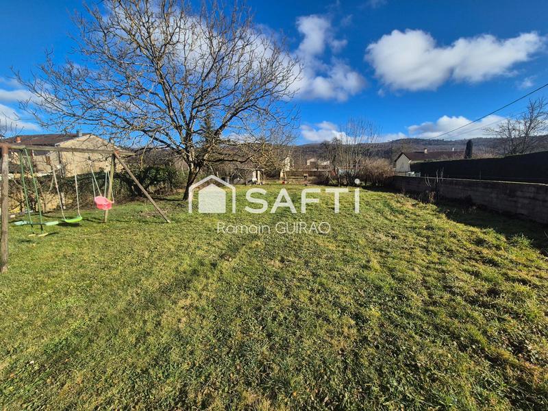 Terrain - 896 m²