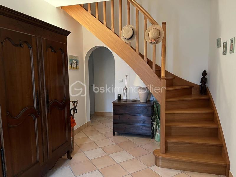 Maison - 158 m² - 7 pièces
