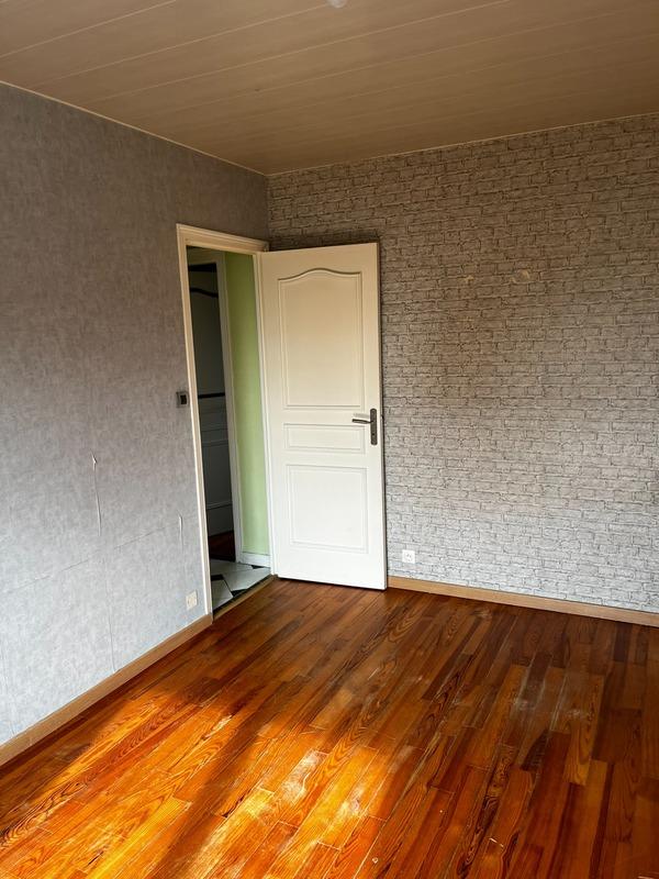 Maison - 121 m² - 4 pièces