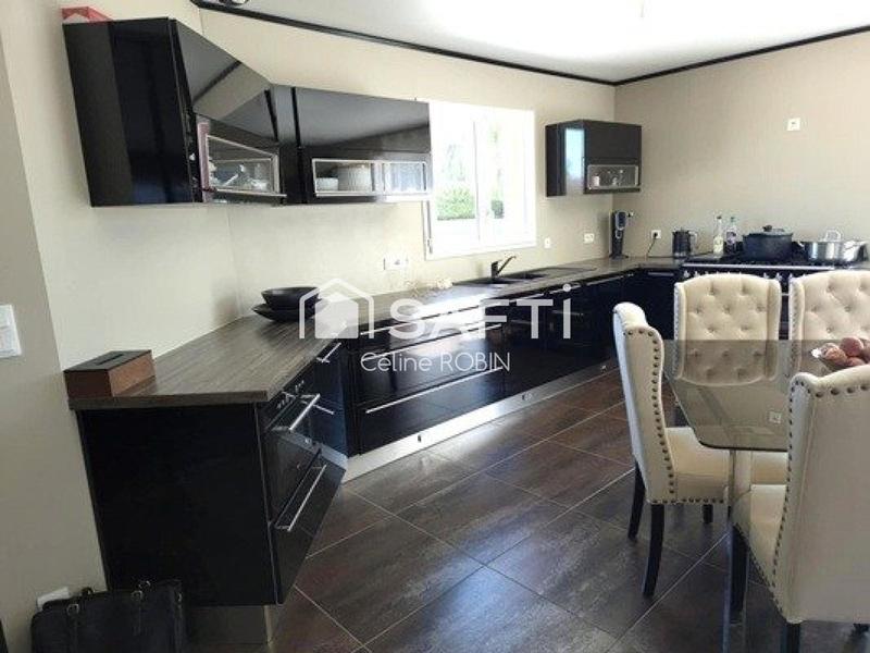 Maison - 92 m² - 4 pièces