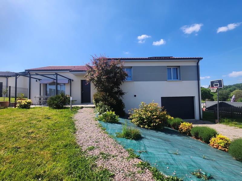 Maison - 152 m² - 7 pièces