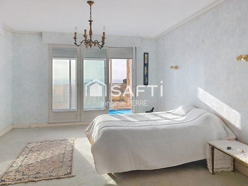 Villa - 223 m² - 7 pièces