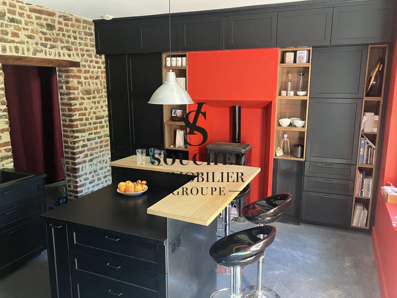 Maison - 175 m² - 6 pièces