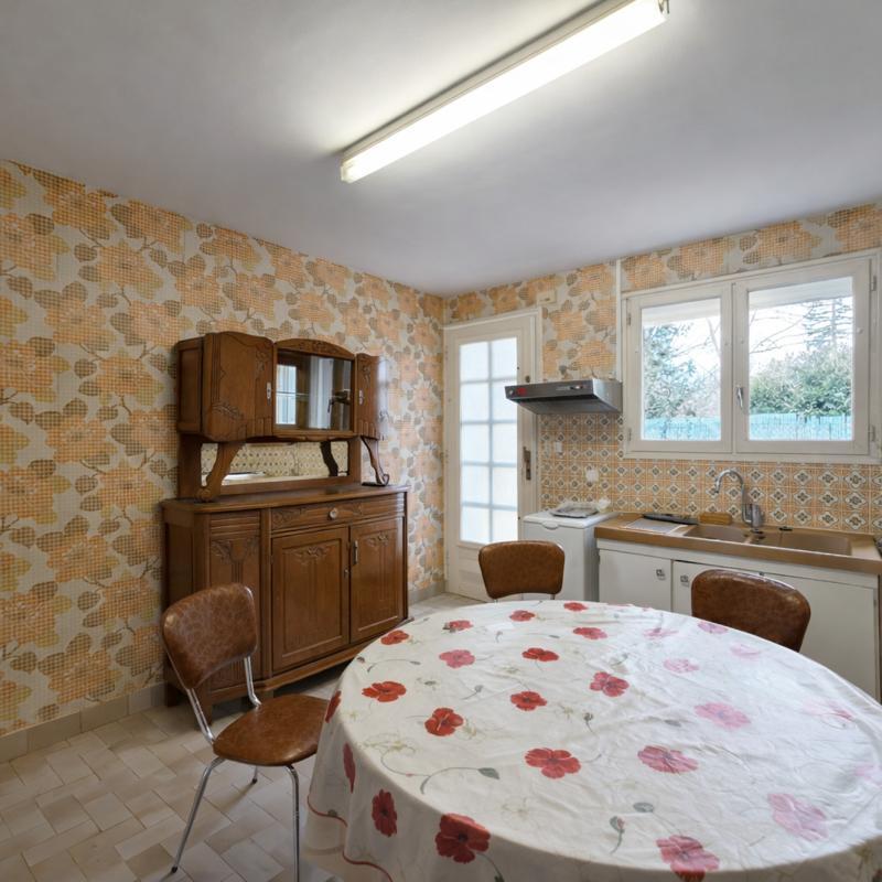 Maison - 90 m² - 5 pièces