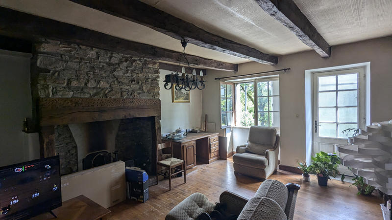 Maison - 131 m² - 7 pièces