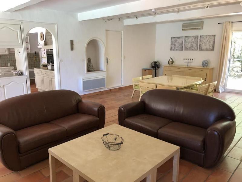 Propriété - 158 m² - 6 pièces