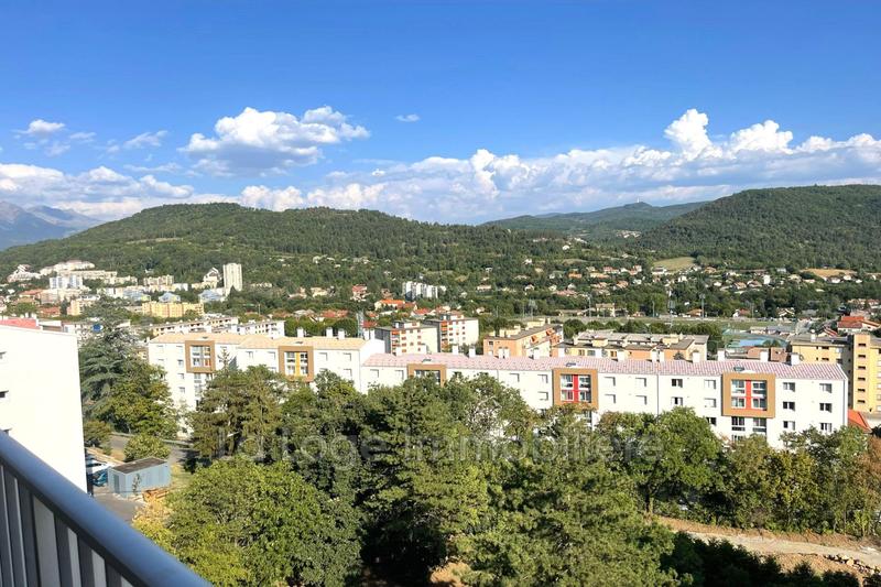 Appartement - 92 m² - 4 pièces