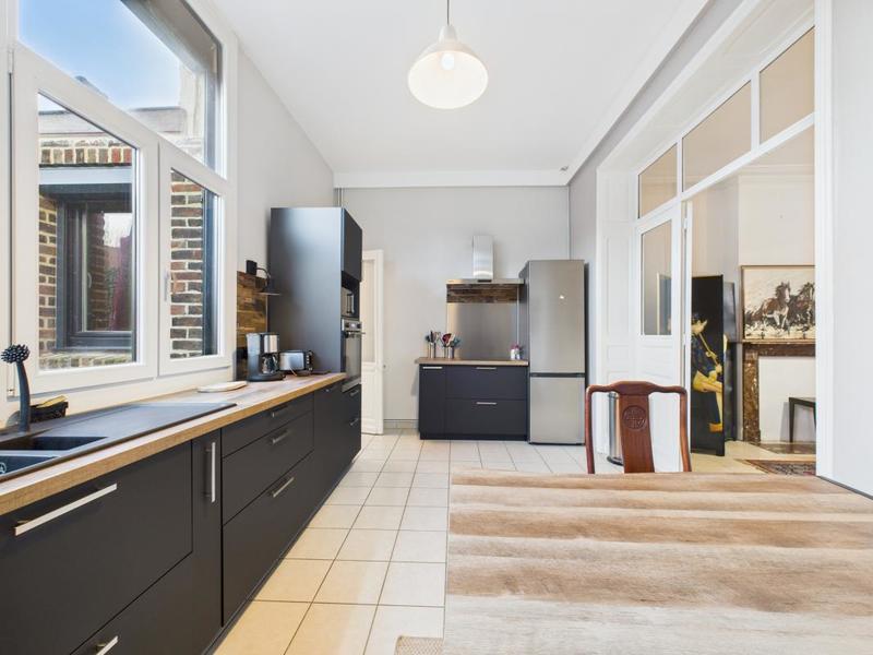 Maison - 138 m² - 6 pièces