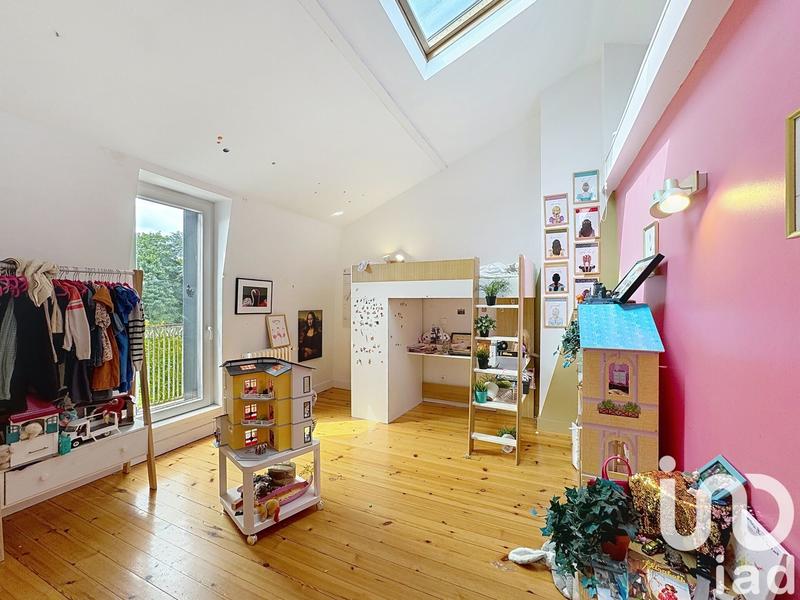 Maison de ville - 234 m² - 8 pièces