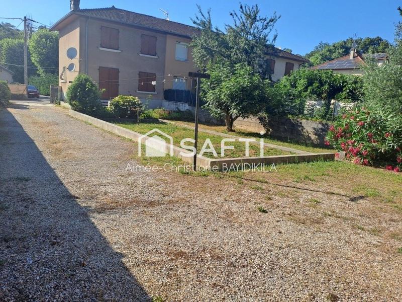 Maison de ville - 80 m² - 4 pièces