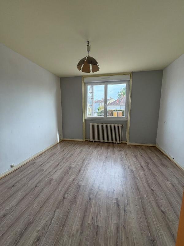 Maison - 190 m² - 7 pièces