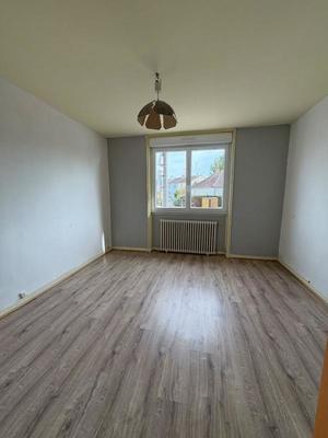 Maison - 190 m² - 7 pièces