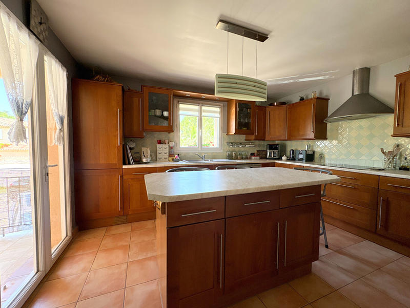 Maison - 167 m² - 6 pièces