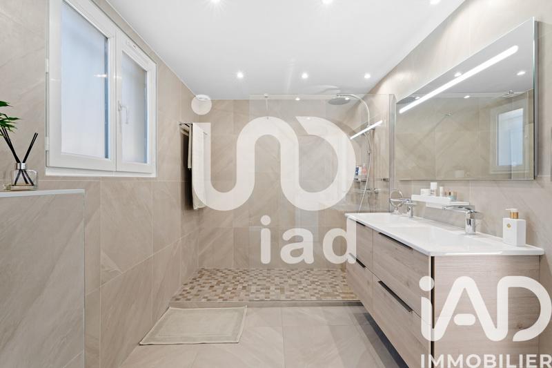 Maison - 130 m² - 4 pièces