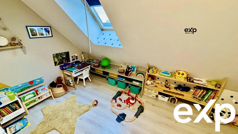 Maison traditionnelle - 124 m² - 7 pièces