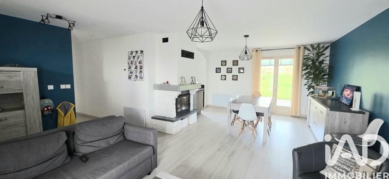 Maison - 102 m² - 4 pièces