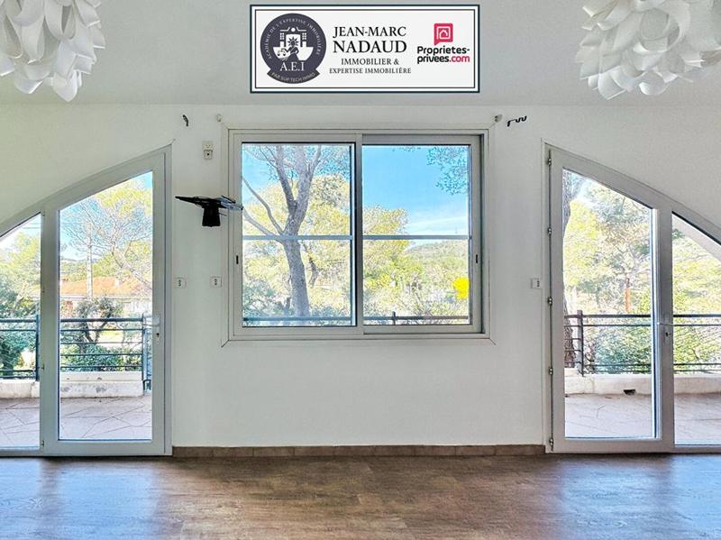 Villa - 166 m² - 9 pièces