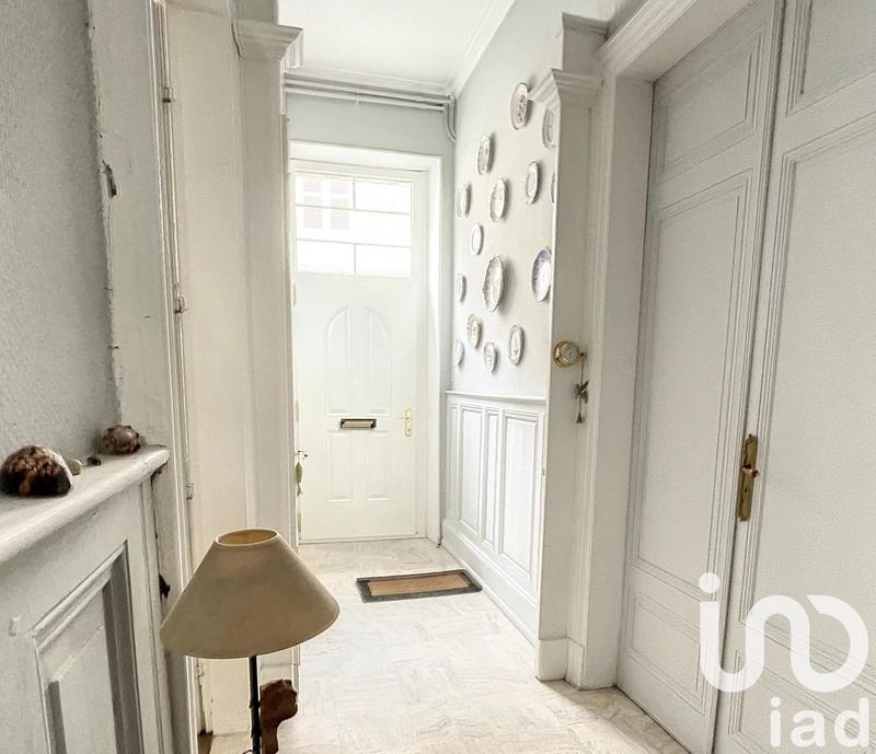 Maison - 200 m² - 8 pièces