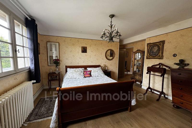 Maison - 169 m² - 10 pièces