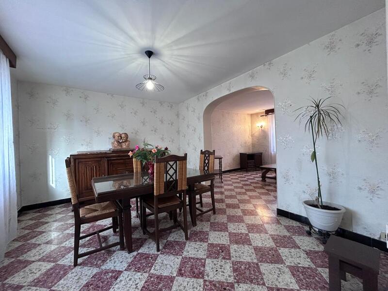 Maison - 107 m² - 4 pièces