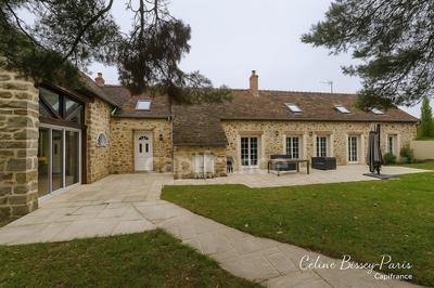 Maison - 256 m² - 6 pièces