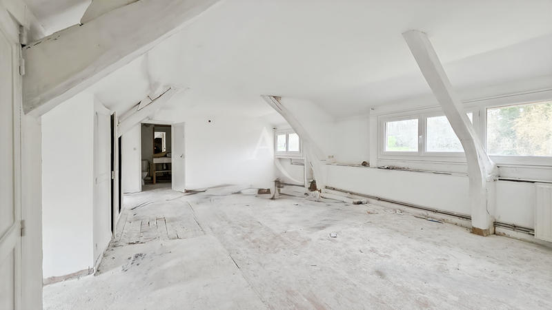 Maison - 151 m² - 6 pièces