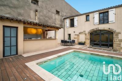 Maison - 222 m² - 7 pièces