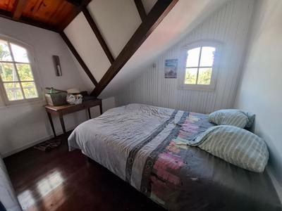 Villa - 211 m² - 9 pièces