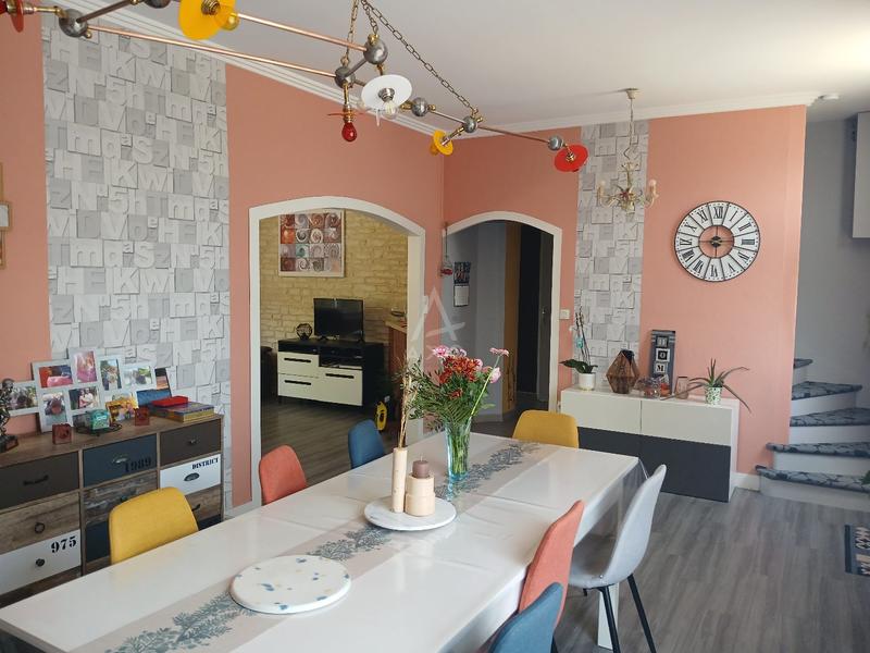 Maison - 146 m² - 8 pièces