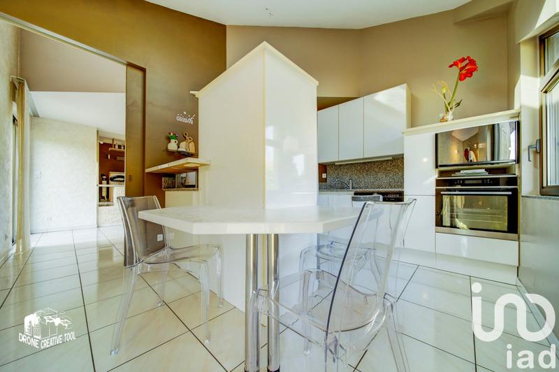 Maison de maîtres - 218 m² - 7 pièces