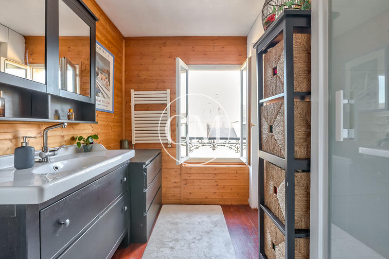 Appartement - 102 m² - 5 pièces