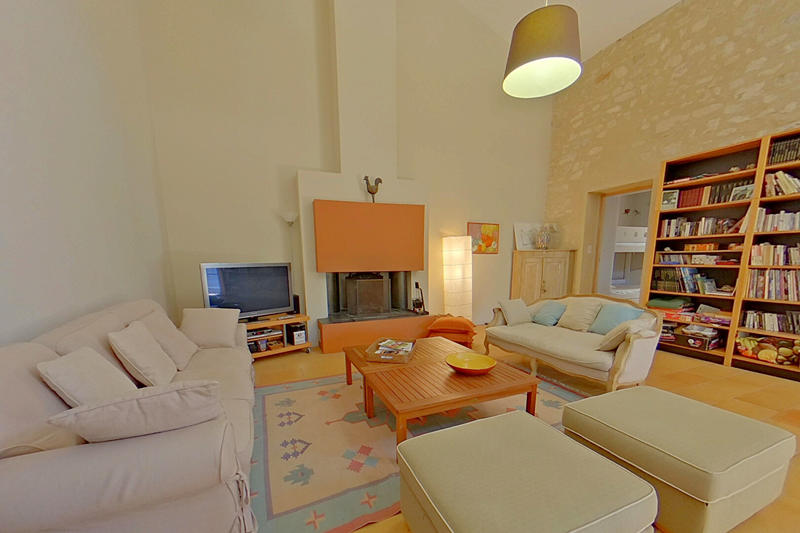 Maison - 210 m² - 5 pièces