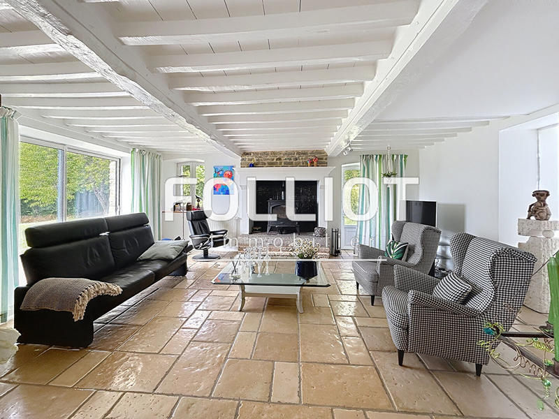 Maison - 189 m² - 6 pièces