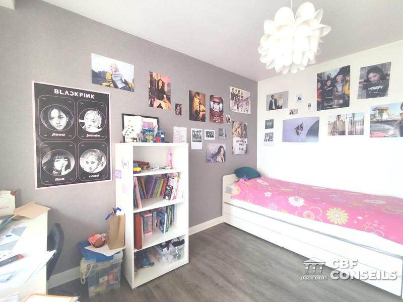 Appartement - 95 m² - 5 pièces