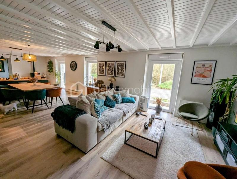 Maison - 96 m² - 4 pièces