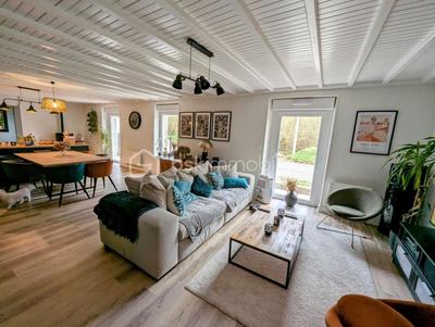 Maison - 96 m² - 4 pièces