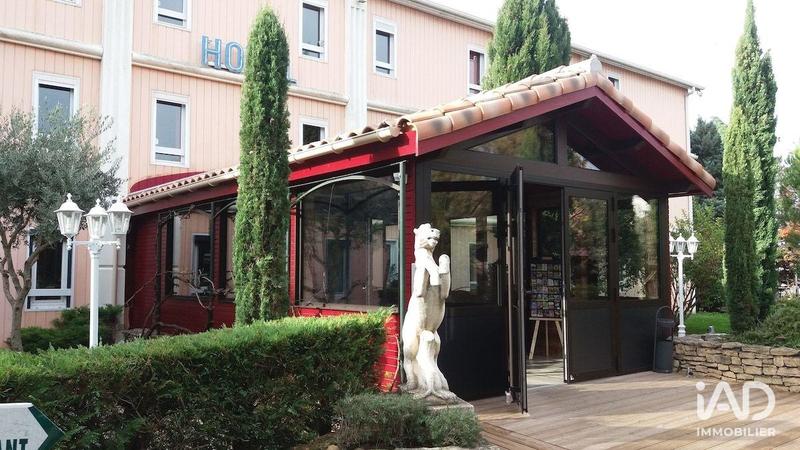 Local commercial - 1 750 m²