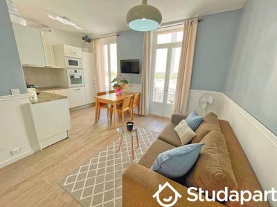 Chambre - 12 m² - 1 pièce