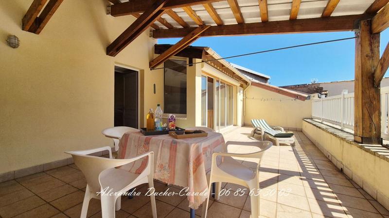 Maison - 217 m² - 8 pièces