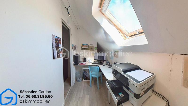 Pavillon - 93 m² - 5 pièces