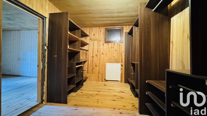 Maison de village - 348 m² - 10 pièces